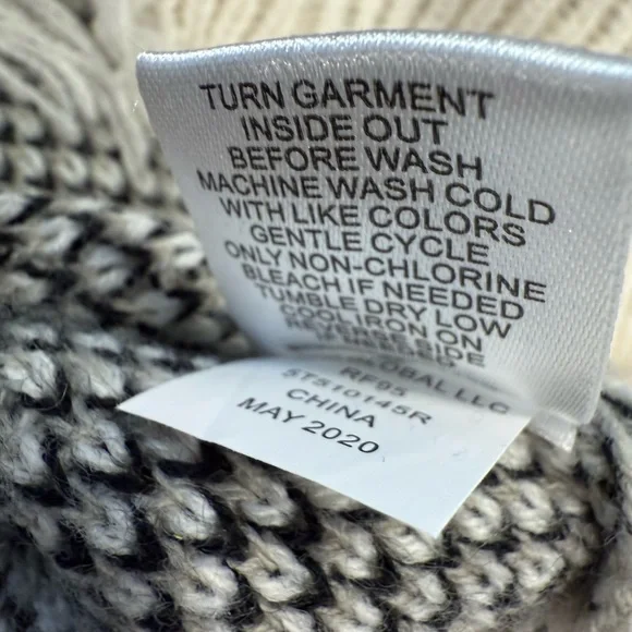 Cloud Chaser leopard print boho sweater cream black gray fringe frayed hems Med - Picture 5 of 10
